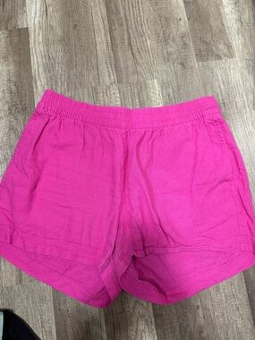 Old Navy Bright Pink Elastic-Waist Athletic Shorts